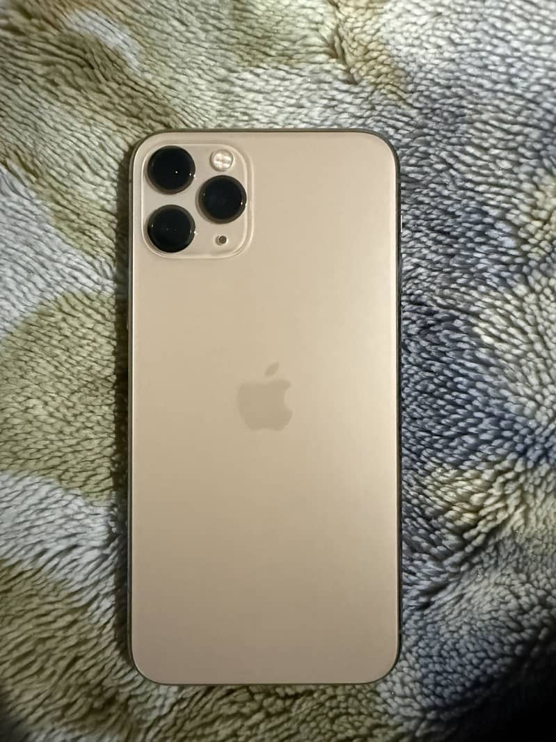 IPHONE 11 pro 6