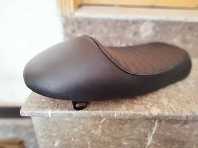 cafe racer seat