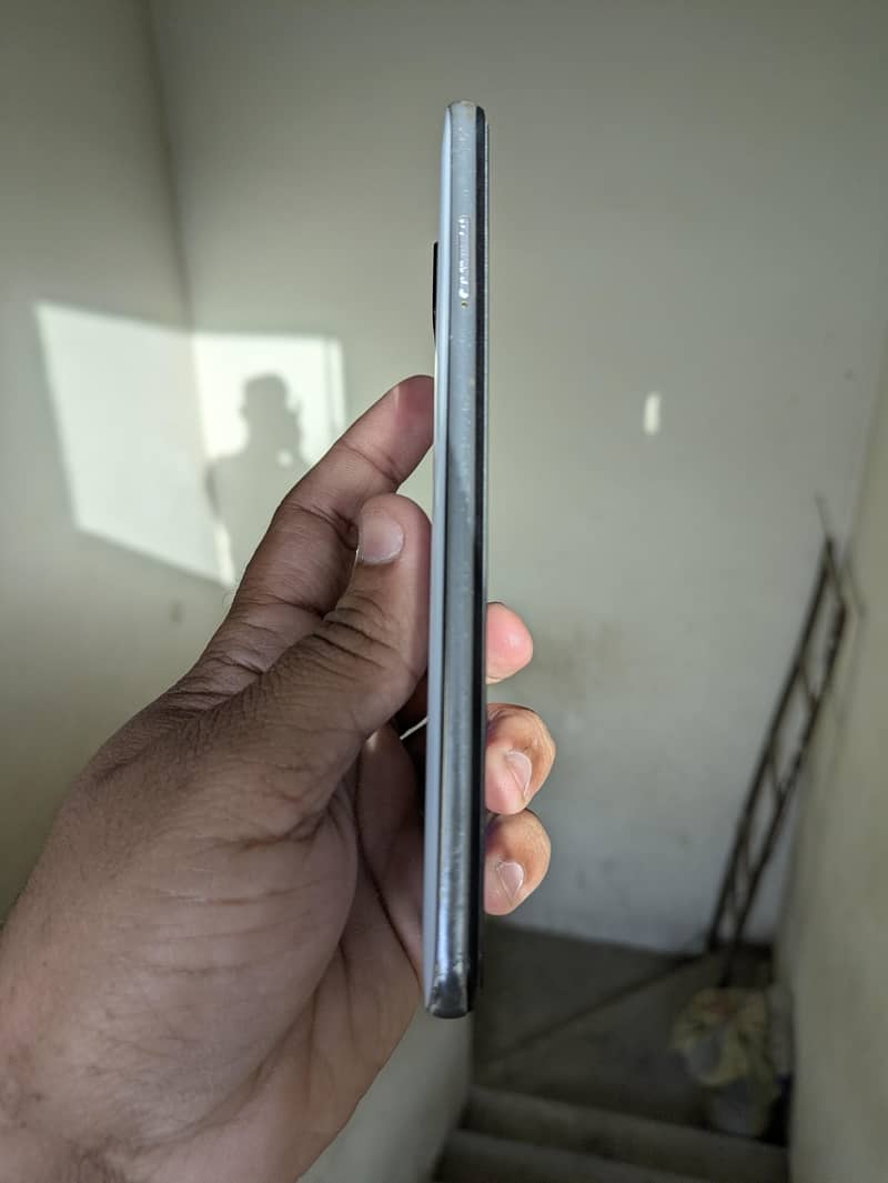 Redmi Note 9s 3