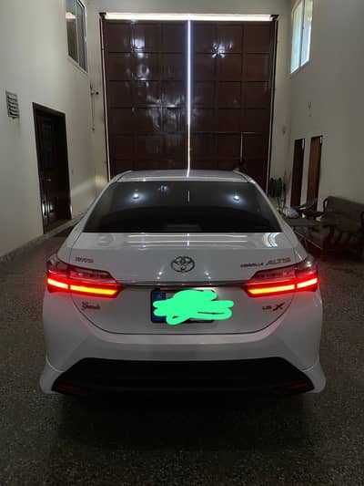 TOYOTA ALTIS GRANDE BLACK ROOM 1.8