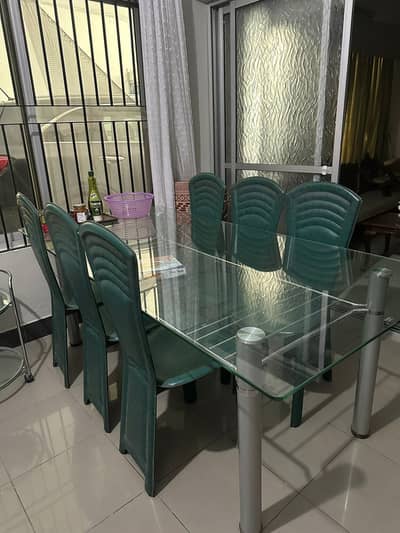 Dining table/ glass dining table