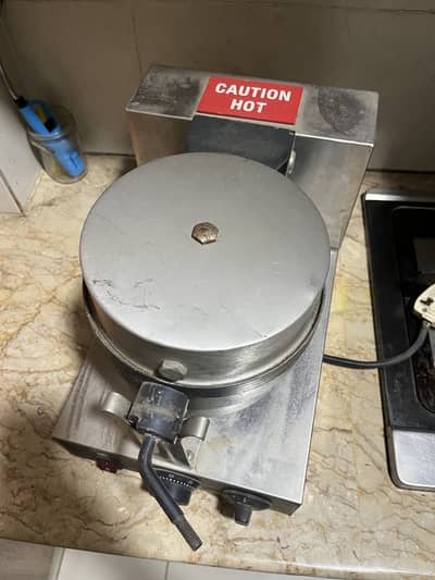 Rotating Waffle Maker Model: FY-2205