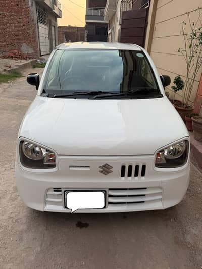 total genuine /model 2020 /2026 ka number laga hua hai