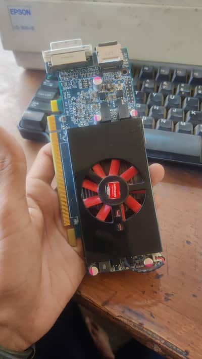 Graphic chal raha hai lekin display shi nhi deta