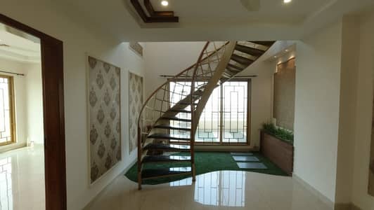 Brand New 3 Bed Penthouse For Sale In Askari 11 Lahore