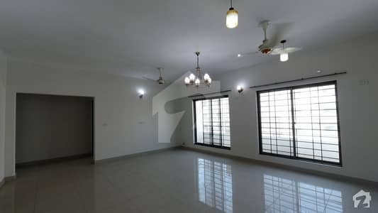 3 Bed Flat For Sale In Askari 11 Lahore