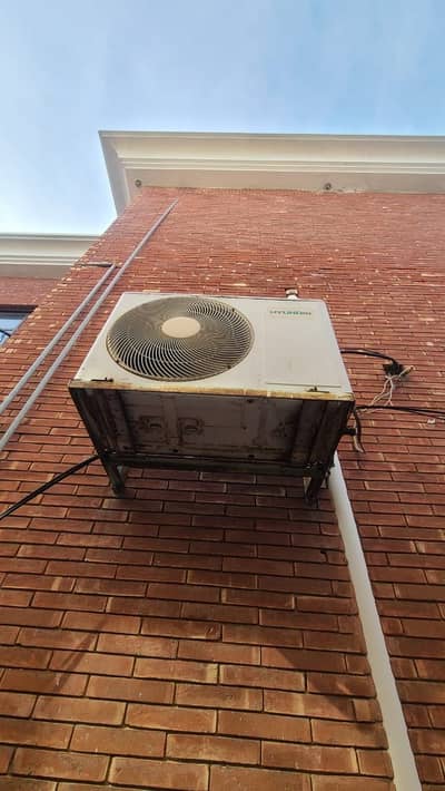 3 branded AC for sale