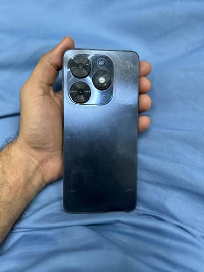 Tecno spark go 2024 4+4/64gb PTA approved