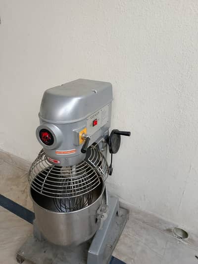Commercial Food Mixer / Dough Mixer — For Sale