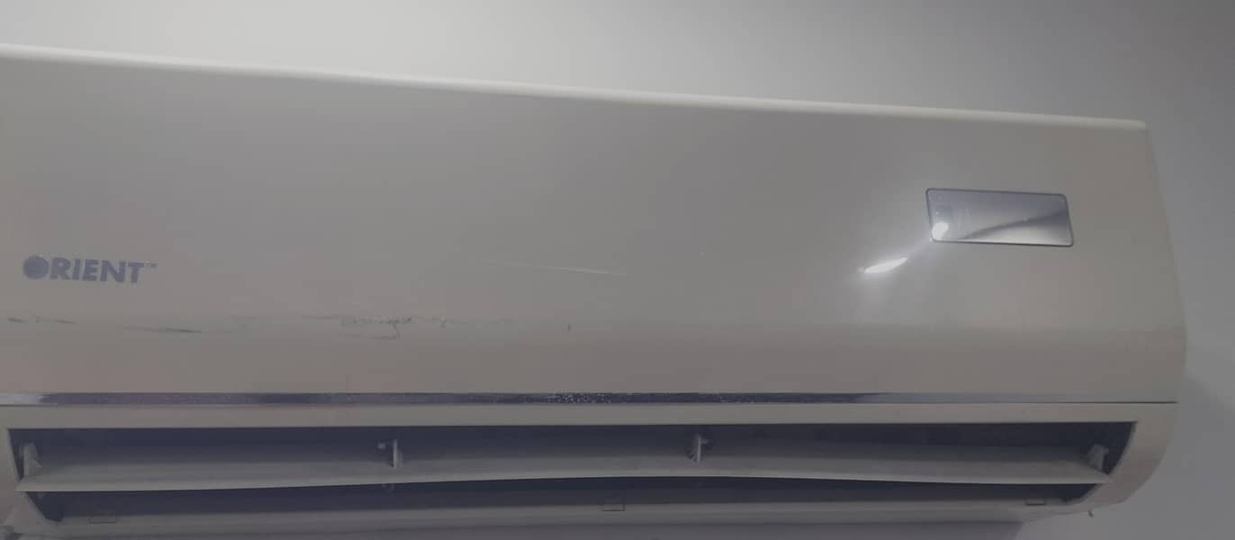 Orient Split AC 1