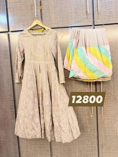 once used preloved dresses available in very reasonable prices