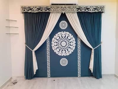 curtain/ poshish/decorations