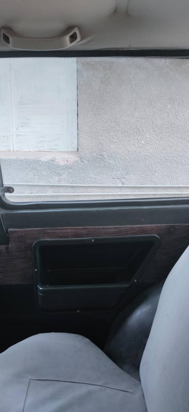 Charade model 1986 two door 9