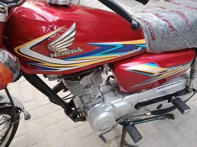 Honda 125 Hyderabad number 19 model