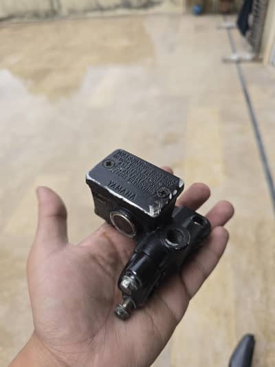 Yamaha Ybr Front Disk Brake Master Cylinder