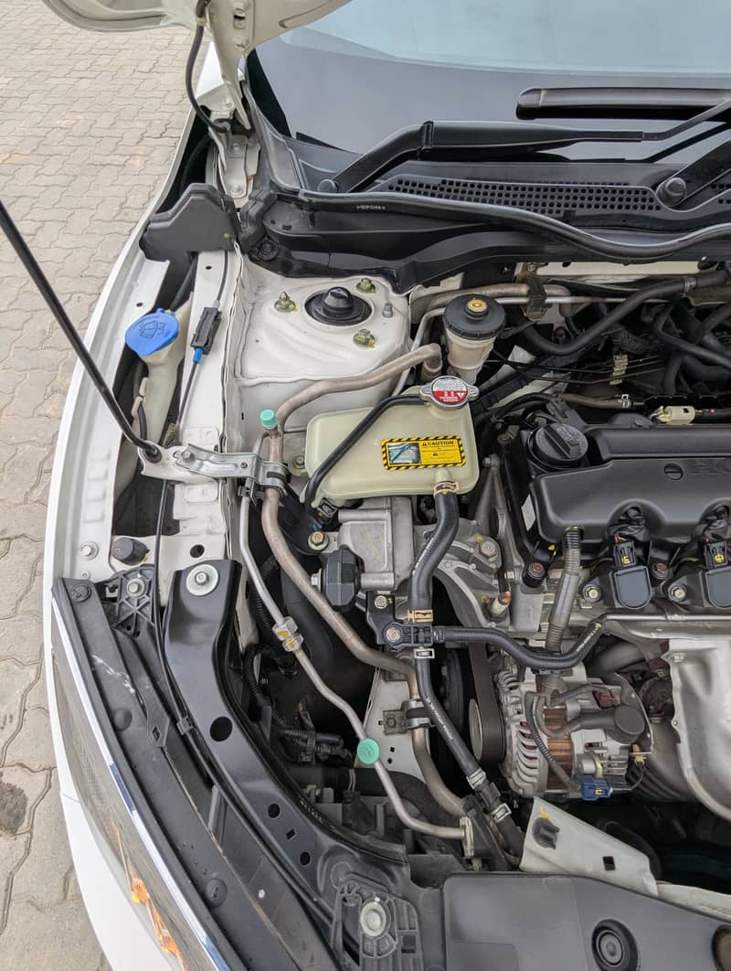 “ہونڈا سوک — گھر کی استعمال شدہ، بلکل صاف ستھری، ٹوٹل جینئن 13