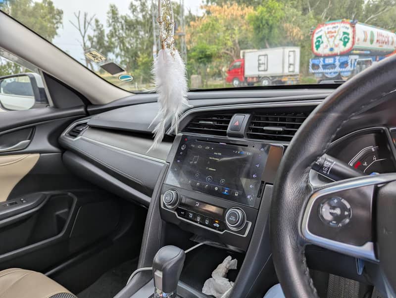 “ہونڈا سوک — گھر کی استعمال شدہ، بلکل صاف ستھری، ٹوٹل جینئن 15