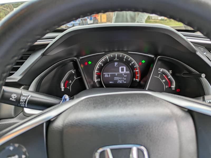 “ہونڈا سوک — گھر کی استعمال شدہ، بلکل صاف ستھری، ٹوٹل جینئن 16