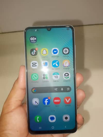 All ok like as new mobile 10 month worantey pare ha all asasrez han wi