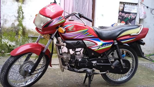 Honda pridor 1oo cc  03219811413