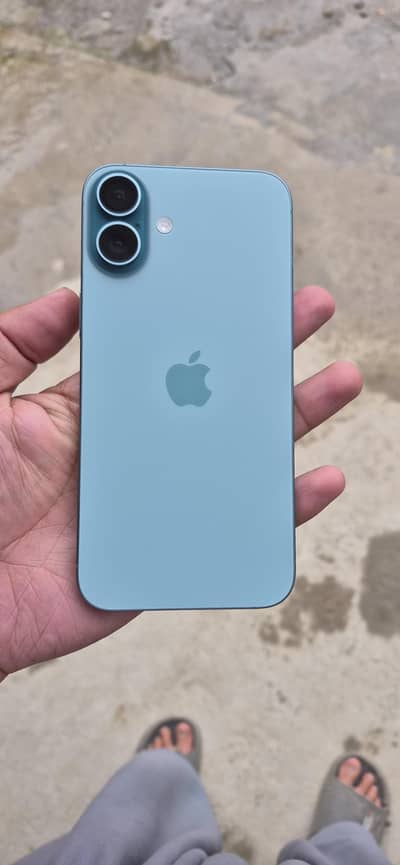 I am sale iphone 16 plus 128gb jv sim battery health 96%