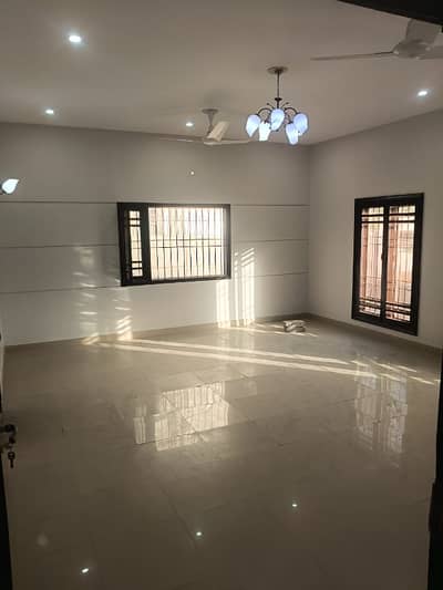 DEFENCE 600 YARDS GROUND FLOOR PORTION FOR RENT WEST OPEN