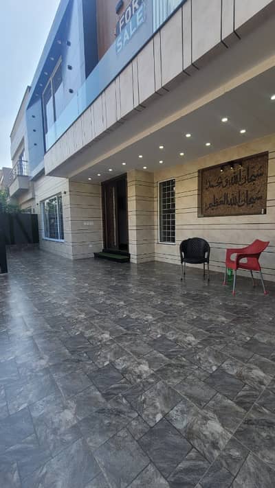 10 Marla Brand new House For Sale In Gulbahar Block Bahria Town Lahore