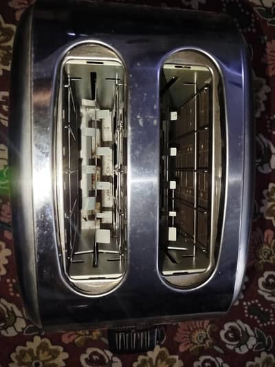 New toaster for sale urgent
