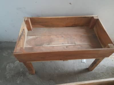 Khurlii for Qubani animals کھرلی