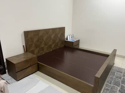 Bed Set for Sale | King Size Bed with Side Tables| Branded | Strong