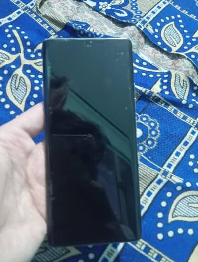 Tecno Camon 40 pro only one weak used
