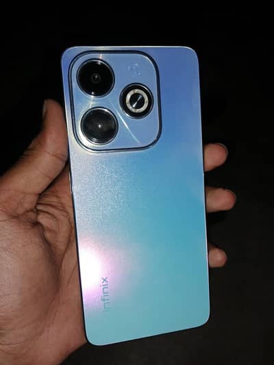 Infinix hot 40i 8/128 urgent for sale contact 03108122449