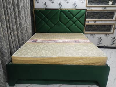 Queen double bed set with side tables and detachable 2nd bed