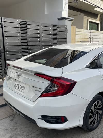 Honda civic oriel 2017