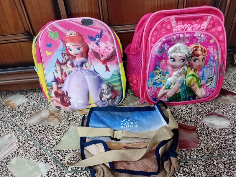 Bag Off Different Classes 4