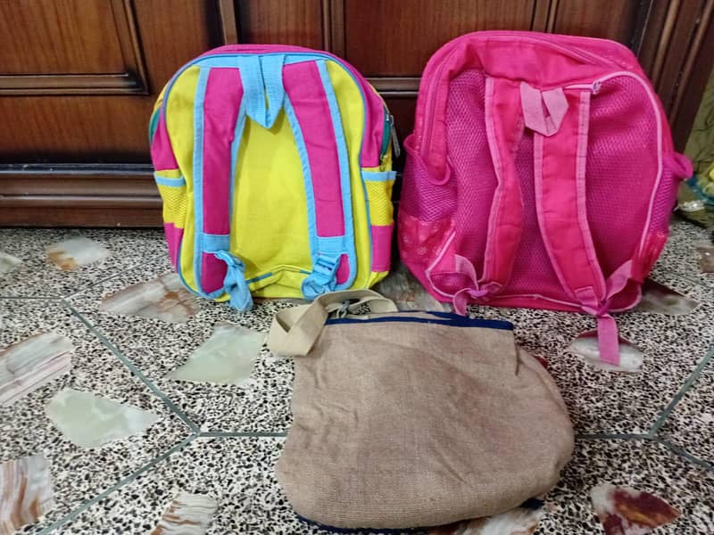 Bag Off Different Classes 5