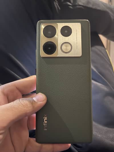 Infinix note 40 pro