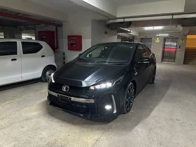 Toyota Prius phv gr