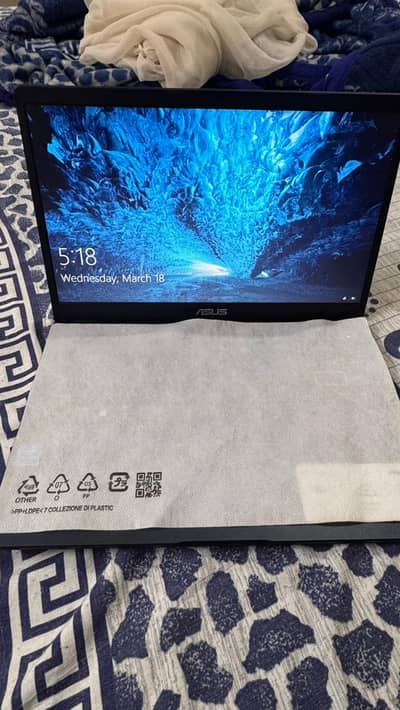 ASUS E410MA Vivobook Go 14-inch Laptop - 256GB SSD, 4GB RAM, Win 11