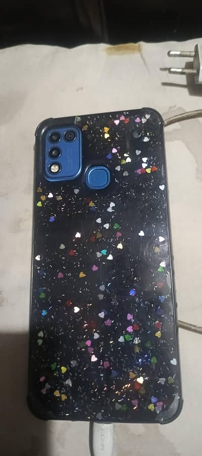 Infinix Hot 11 play with charger penal change hai accha Wala delwa hai