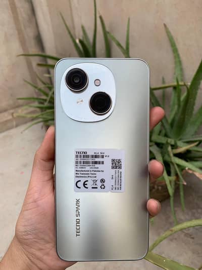 Tecno Spark Go 1 complete Saman 4+4 8GB 64GB pack mobile all okay
