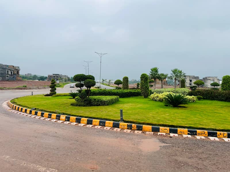 Solid 5 Marla Plot In Parkview City Block J 3