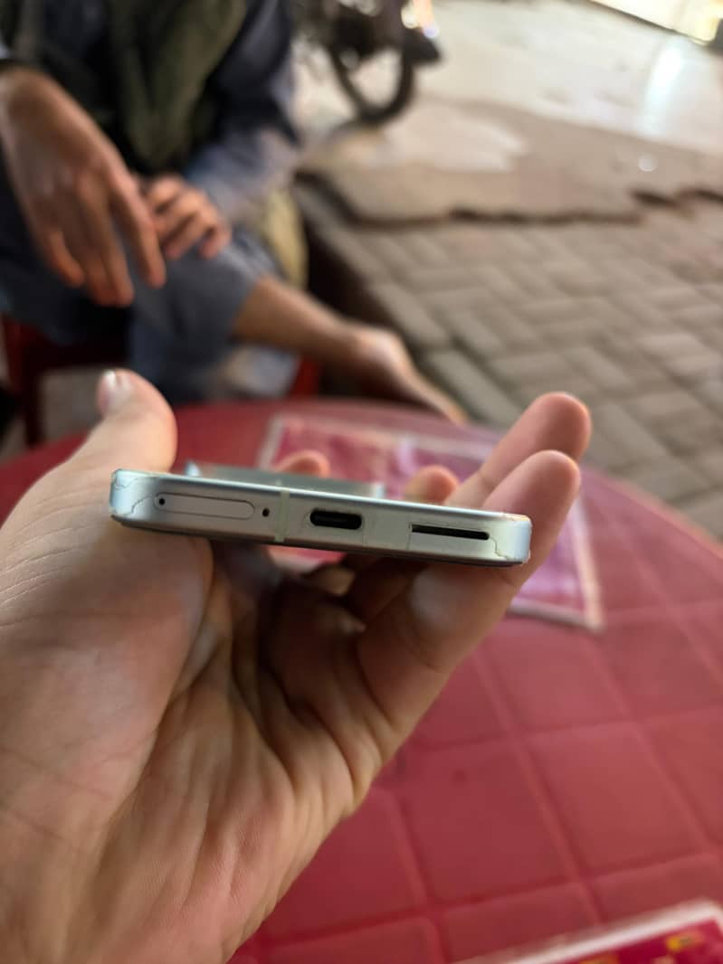 Pixel 9 - Single Sim 2