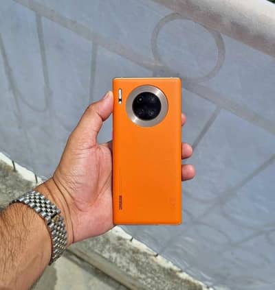 Huawei mate 30 Pro 5G 12 GB RAM 256 GB memory. 0325=3982=953