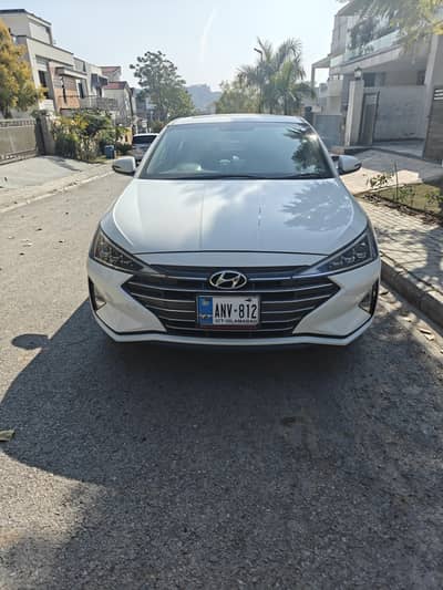 Hyundai Elantra GLS 2022