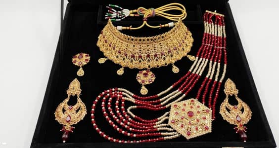 Elegant Red and Gold Beaded Long Rani Haar with Pendant