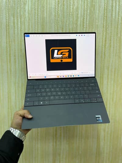 Dell Xps 9320 | Core i7 13th Gen | 32/512 | Touch/4k | OLED Screen