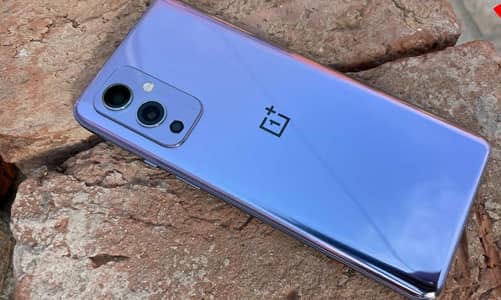 one pplus 5G 8/128  single SIM