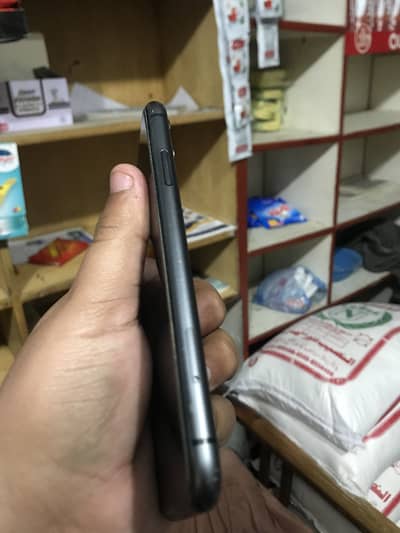 I Phone 11 for sale / exchange google pixel 6a pta