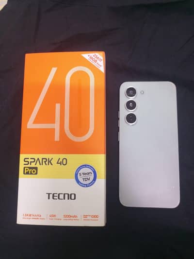 Tecno spark 40 pro
